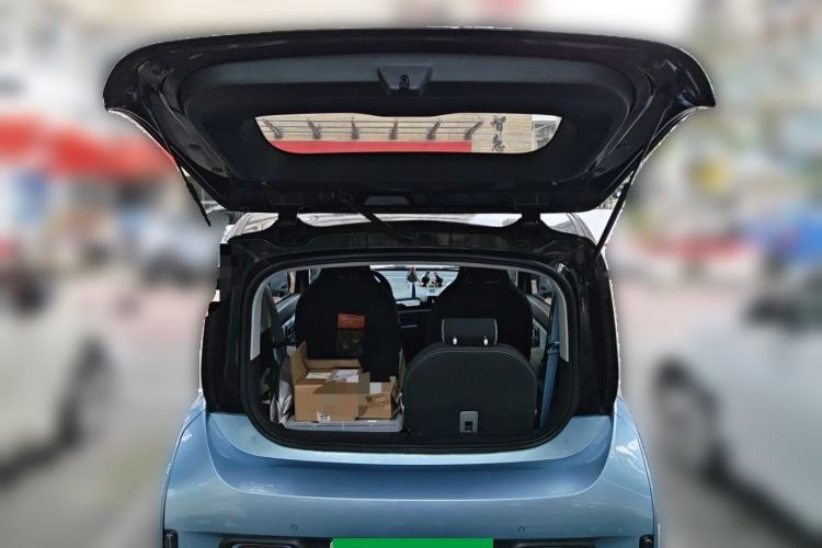 Used Baojun E300 2020 Starry Intelligence Edition Trunk