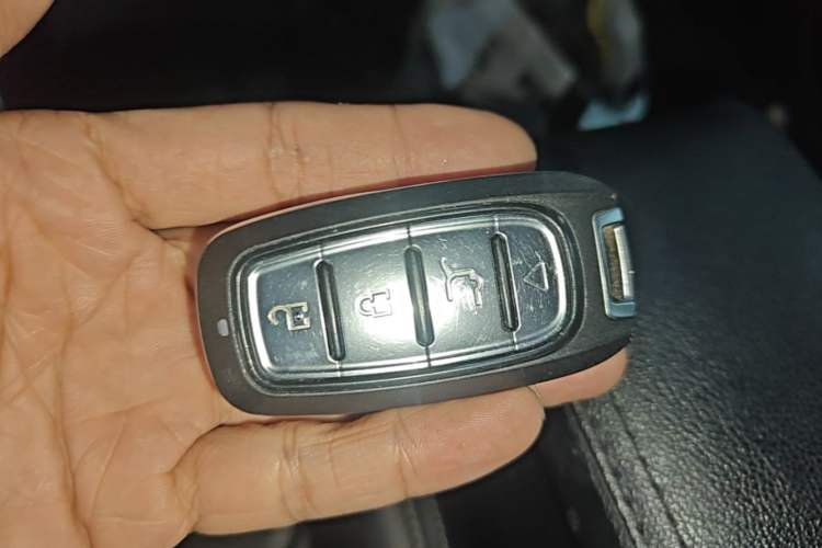 Used Baojun E300 2020 Plus Starry Intelligence Edition Vehicle Key