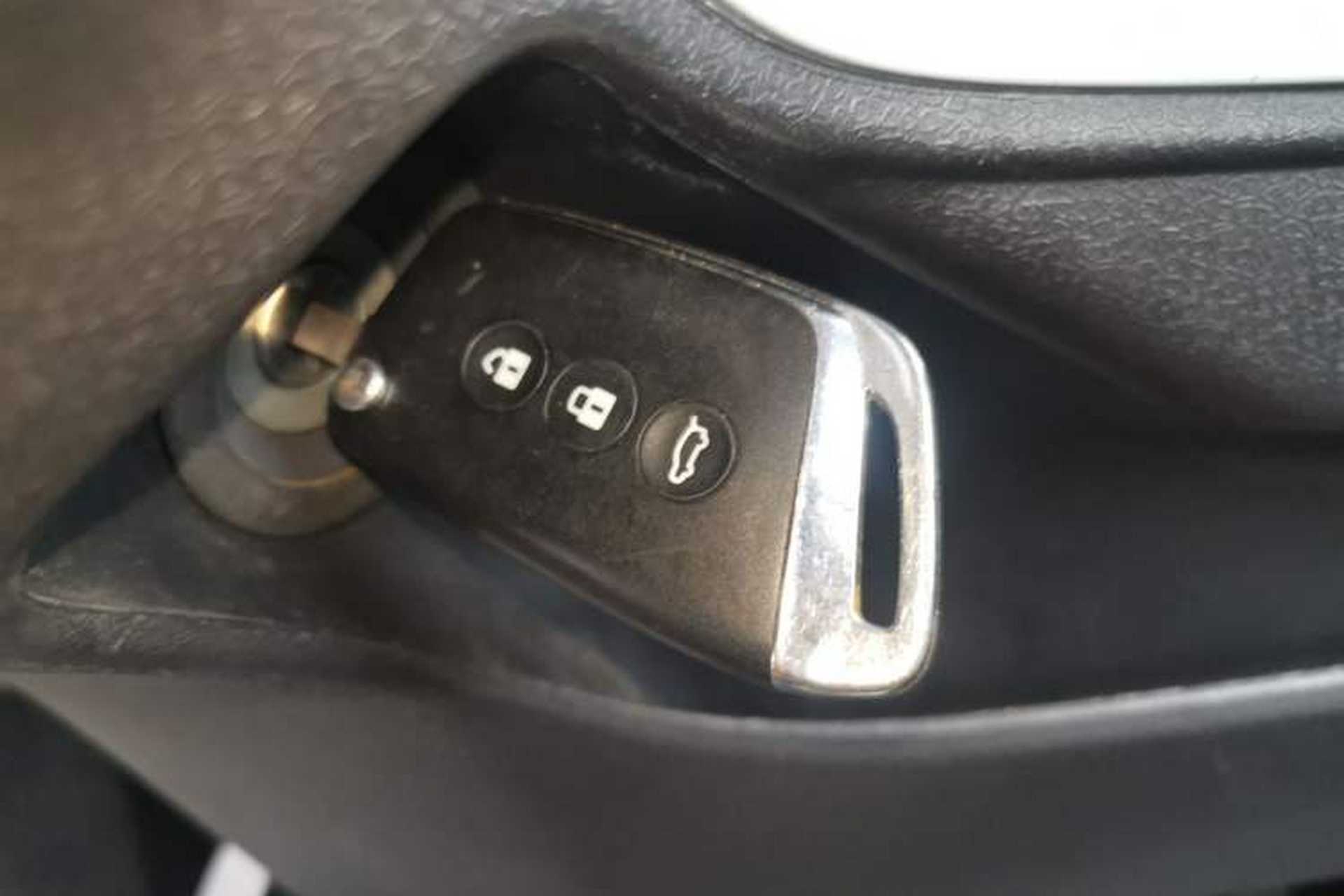 Used Baojun E300 2020 Plus Interstellar Smart Edition Vehicle Key