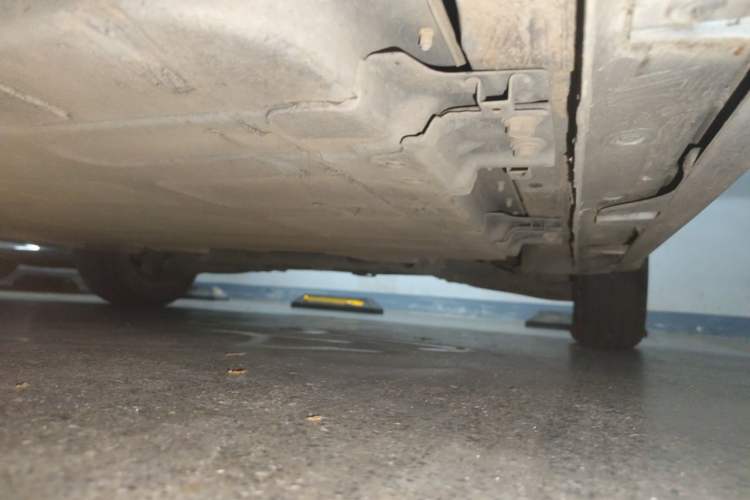 Used Baojun E300 2020 Star Travel Edition Chassis Front Left