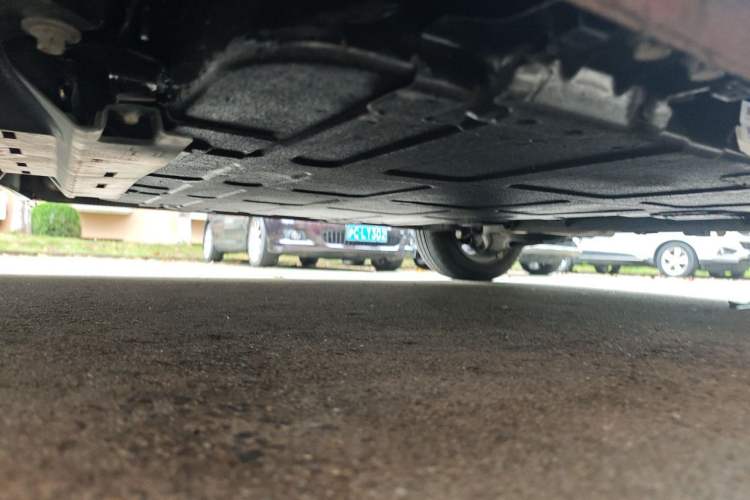 Used Baojun E300 2020 Starry Intelligence Edition Chassis Front Left