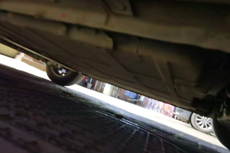 Used Baojun E300 2020 Starry Intelligence Edition Chassis Rear Left