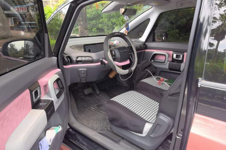 Used Baojun E300 2020 Plus Interstellar Future Edition Driver Seat