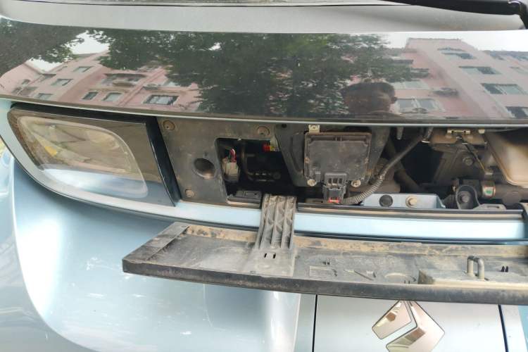 Used Baojun E300 2020 Plus Interstellar Future Edition Engine Bay Right