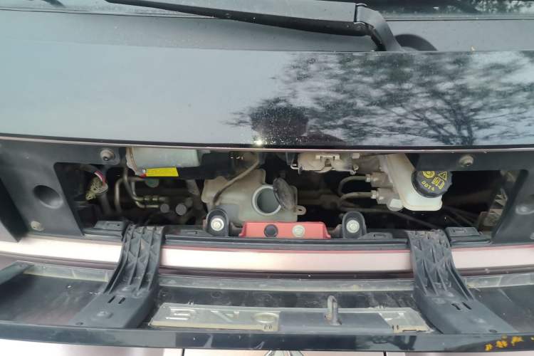 Used Baojun E300 2020 Starry Intelligence Edition Engine Bay
