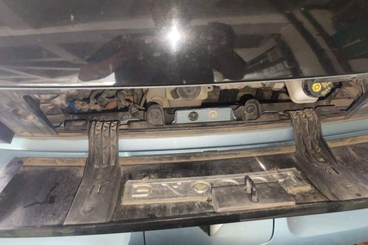 Used Baojun E300 2020 Starry Intelligence Edition Engine Bay