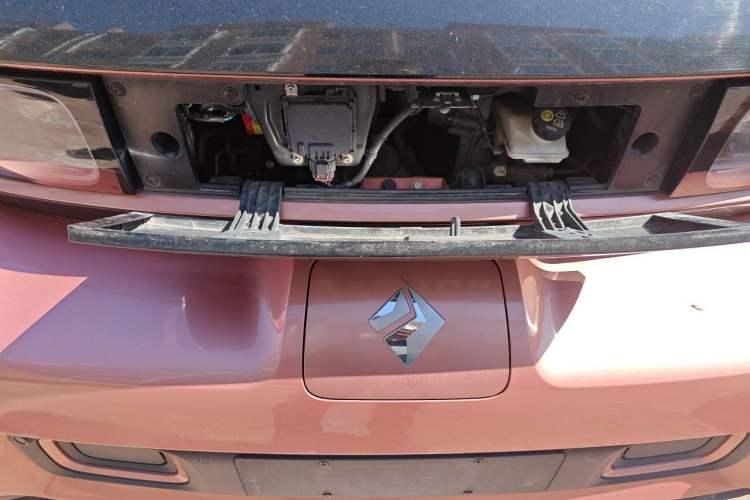 Used Baojun E300 2020 Plus Interstellar Future Edition Engine Bay