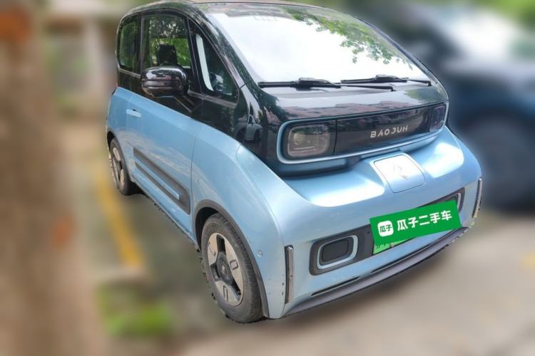 Used Baojun E300 2020 Plus Interstellar Future Edition Front Right 45 Deg