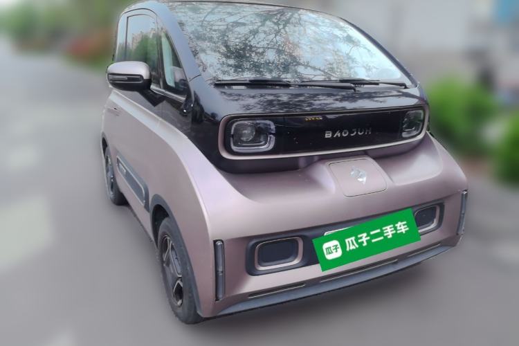 Used Baojun E300 2020 Starry Intelligence Edition Front Right 45 Deg
