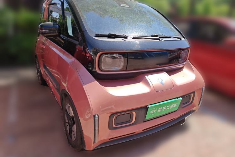 Used Baojun E300 2020 Plus Interstellar Future Edition Front Right 45 Deg