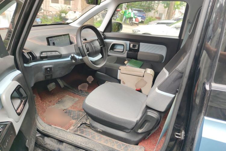 Used Baojun E300 2020 Plus Interstellar Future Edition Left Front Seat