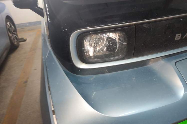 Used Baojun E300 2020 Star Travel Edition Right Front Headlight