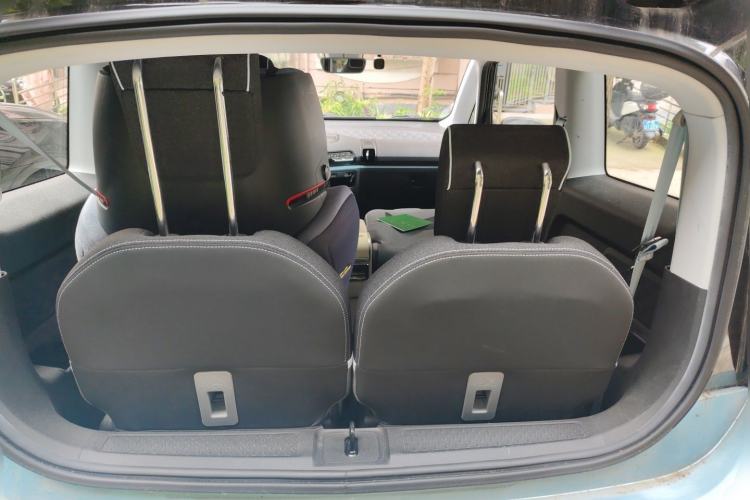 Used Baojun E300 2020 Plus Interstellar Future Edition Trunk