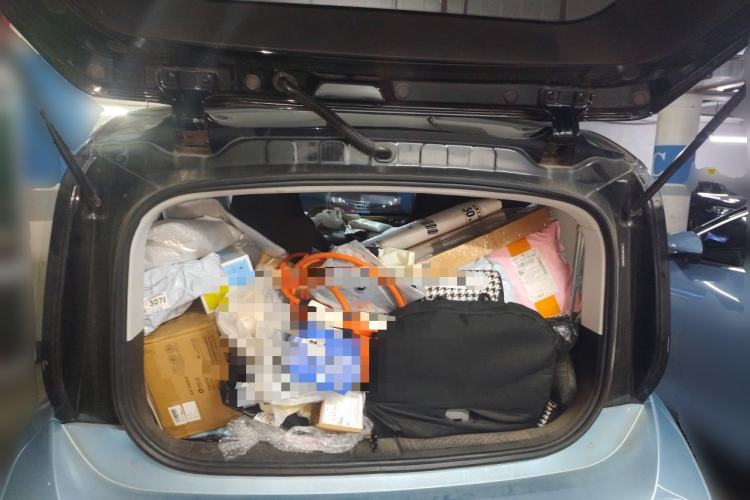 Used Baojun E300 2020 Star Travel Edition Trunk