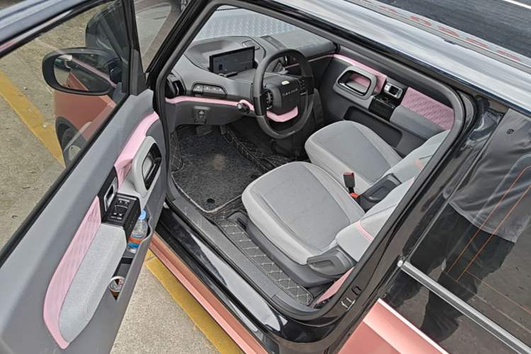 Used Baojun E300 2020 Plus Interstellar Future Edition Driver Seat
