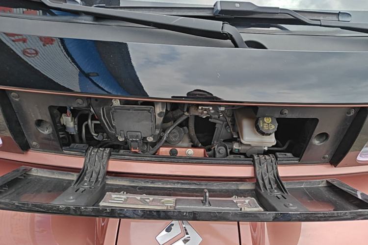 Used Baojun E300 2020 Plus Interstellar Future Edition Engine Bay