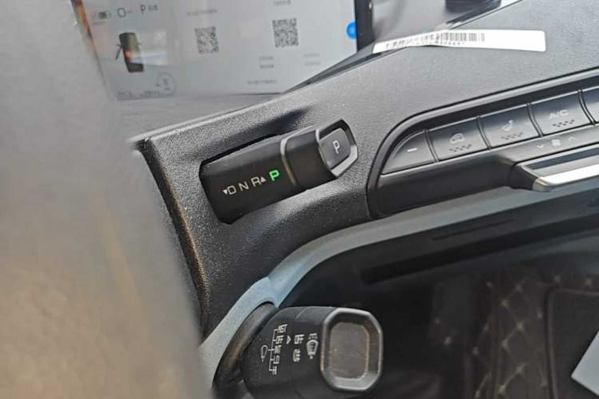 Used Baojun E300 2020 Plus Starry Intelligence Edition Gear Lever