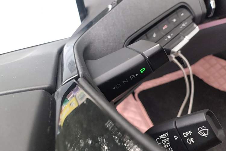 Used Baojun E300 2020 Plus Interstellar Smart Edition Gear Lever