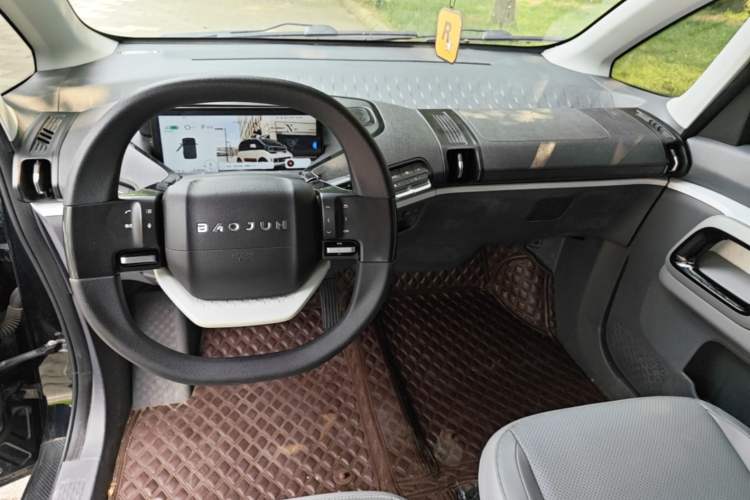 Used Baojun E300 2020 Star Travel Edition Center Console
