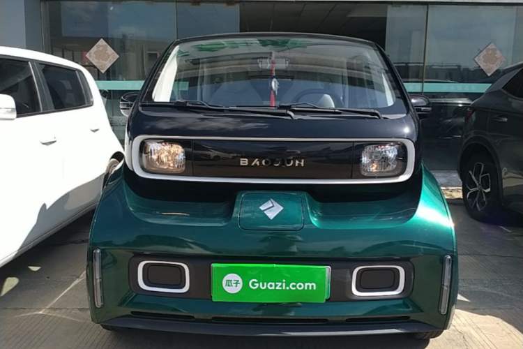 Used Baojun E300 2020 Plus Interstellar Smart Edition Front