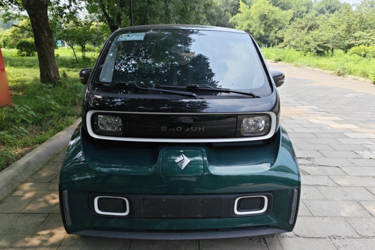 Used Baojun E300 2020 Star Travel Edition Front