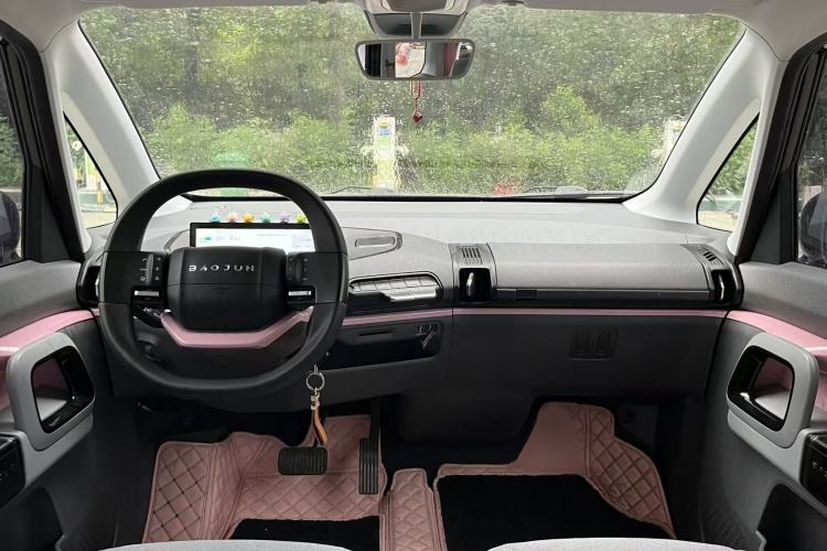 Used Baojun E300 2020 Plus Interstellar Smart Edition Interior 4