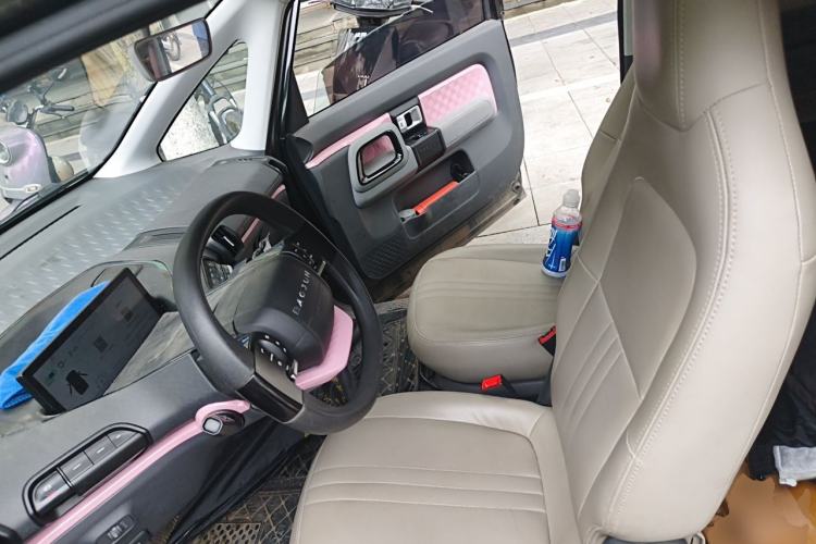 Used Baojun E300 2020 Plus Interstellar Smart Edition Left Front Seat