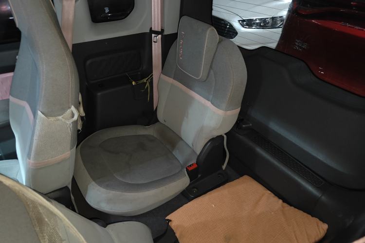 Used Baojun E300 2020 Starry Intelligence Edition Left Rear Seat