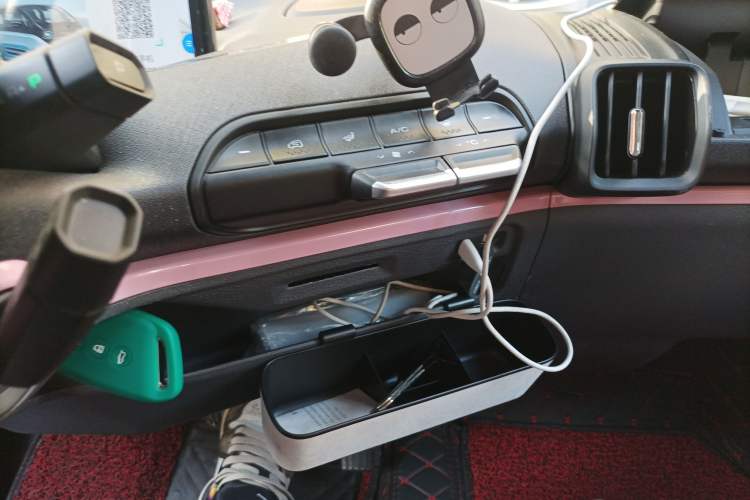 Used Baojun E300 2020 Plus Interstellar Smart Edition Audio And AC Panel