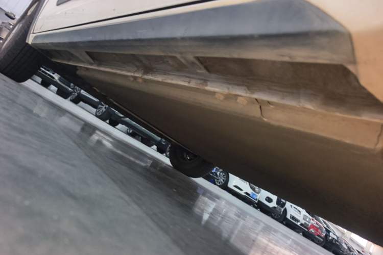 Used Baojun E300 2020 Plus Starry Intelligence Edition Chassis Rear Left