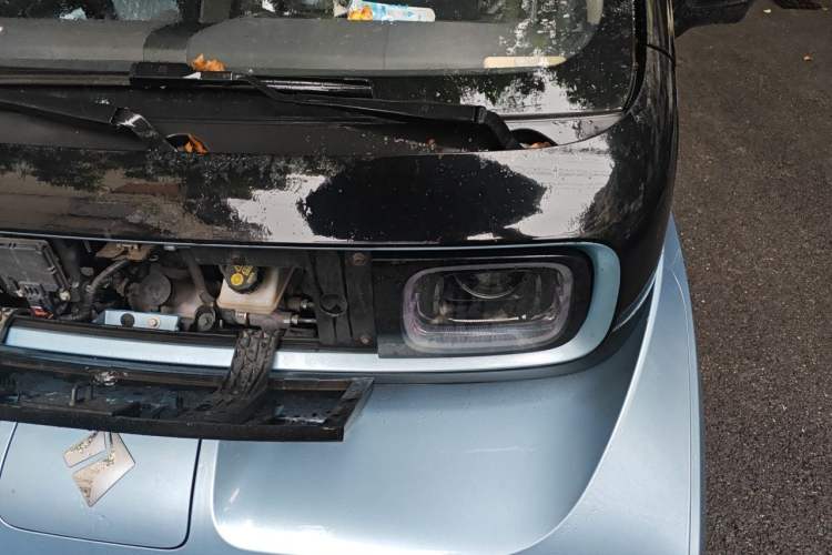 Used Baojun E300 2020 Interstellar Future Edition Engine Bay Left