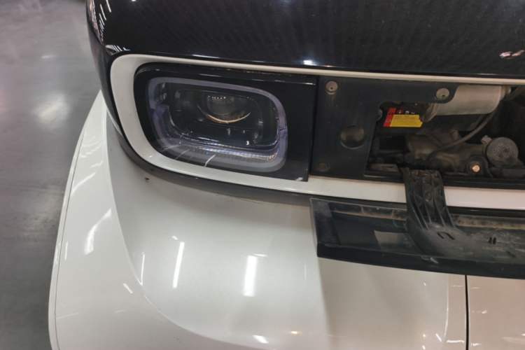 Used Baojun E300 2020 Plus Starry Intelligence Edition Engine Bay Right