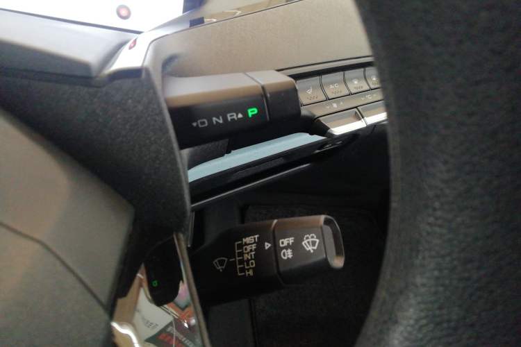 Used Baojun E300 2020 Plus Starry Intelligence Edition Gear Lever