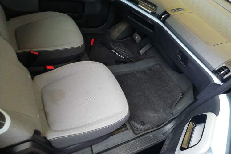 Used Baojun E300 2020 Plus Starry Intelligence Edition Right Front Seat