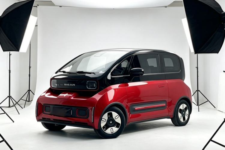 Used Baojun E300 2020 Plus Interstellar Future Edition Guazi used car, China used car export, Used car for sale, Used cars, Cheapest cars for sale