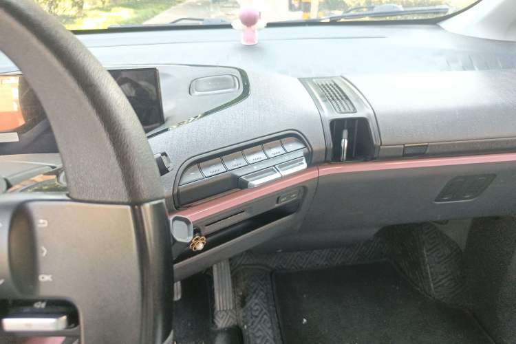 Used Baojun E300 2020 Plus Interstellar Smart Edition Audio And AC Panel