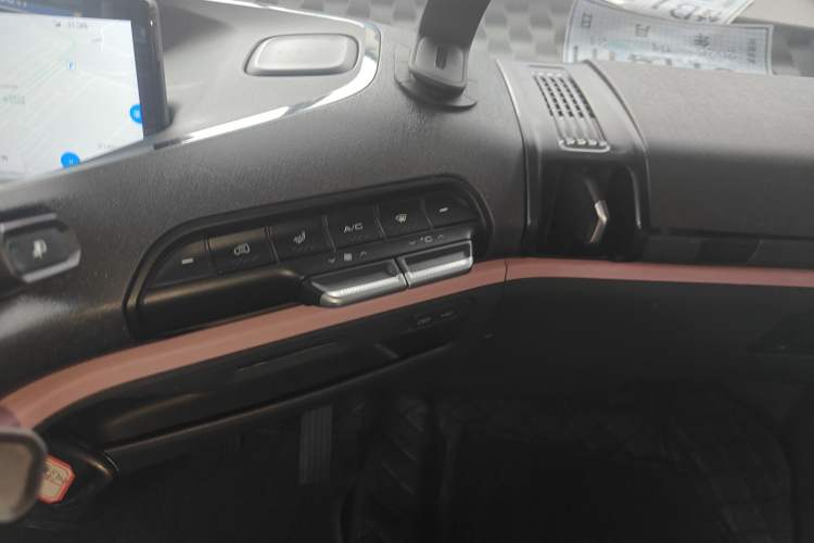 Used Baojun E300 2020 Plus Interstellar Smart Edition Audio And AC Panel