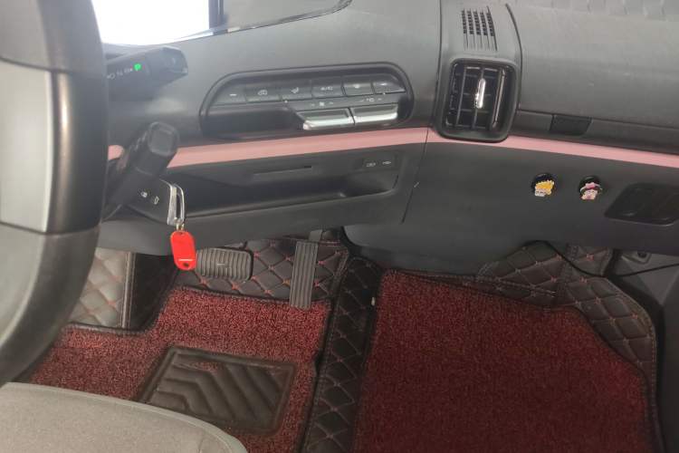Used Baojun E300 2020 Plus Interstellar Smart Edition Audio And AC Panel