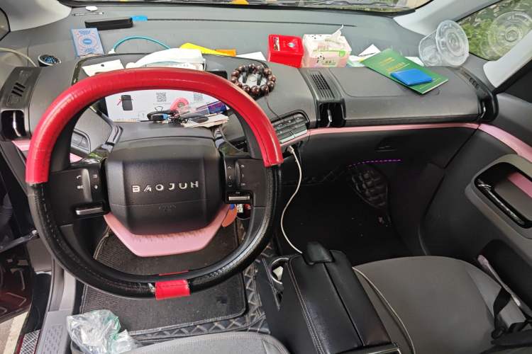 Used Baojun E300 2020 Star Travel Edition Center Console