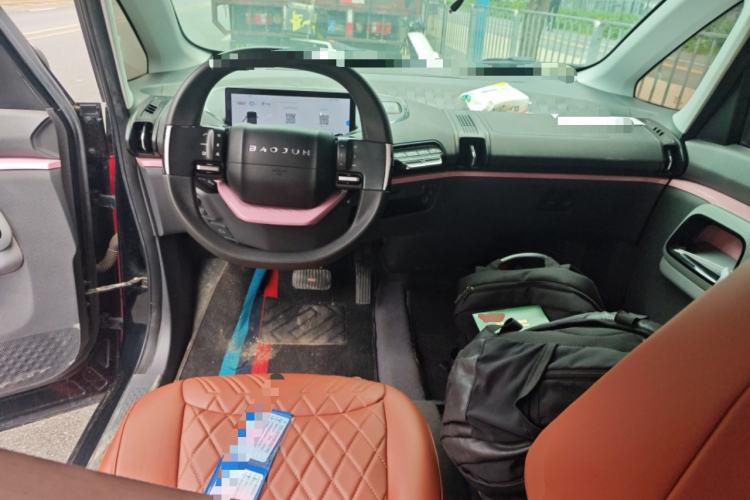 Used Baojun E300 2020 Starry Intelligence Edition Center Console