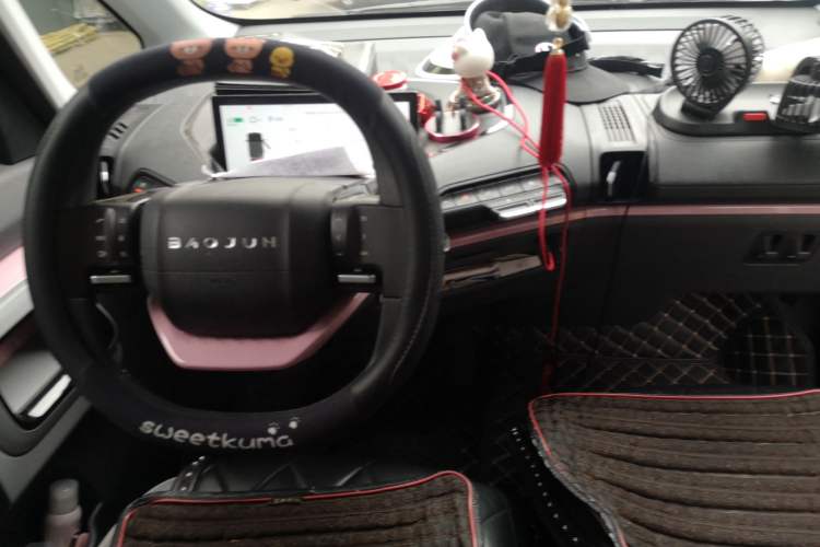 Used Baojun E300 2020 Star Travel Edition Center Console