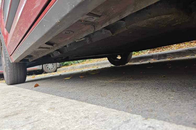 Used Baojun E300 2020 Star Travel Edition Chassis Rear Left
