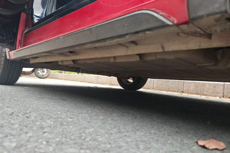 Used Baojun E300 2020 Starry Intelligence Edition Chassis Rear Left