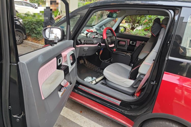 Used Baojun E300 2020 Star Travel Edition Driver Seat