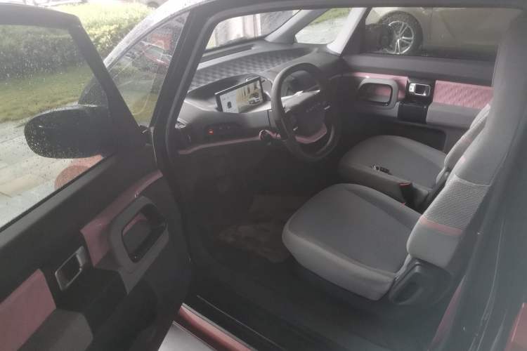 Used Baojun E300 2020 Plus Interstellar Future Edition Driver Seat