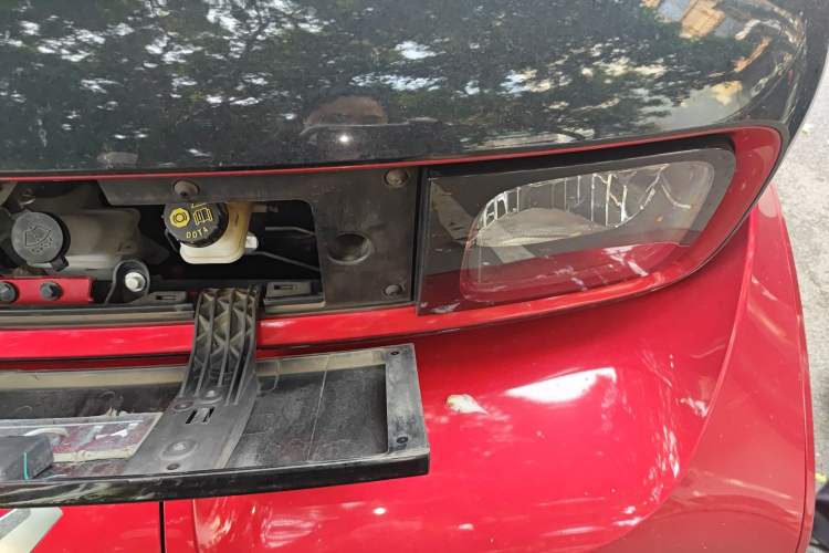 Used Baojun E300 2020 Star Travel Edition Engine Bay Left