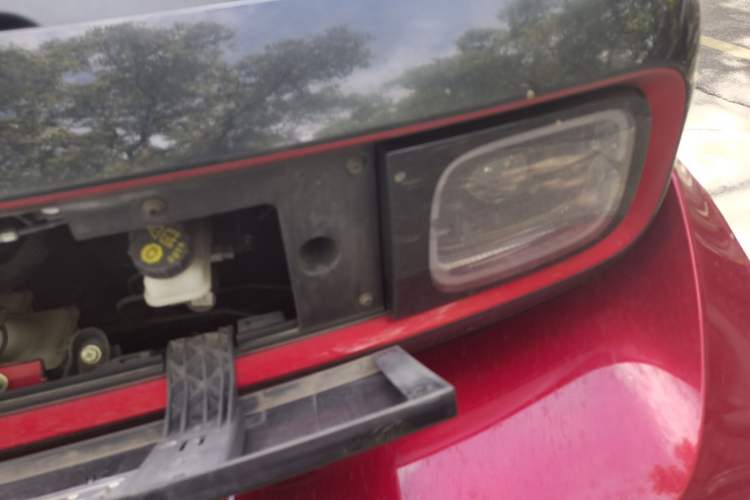 Used Baojun E300 2020 Starry Intelligence Edition Engine Bay Left