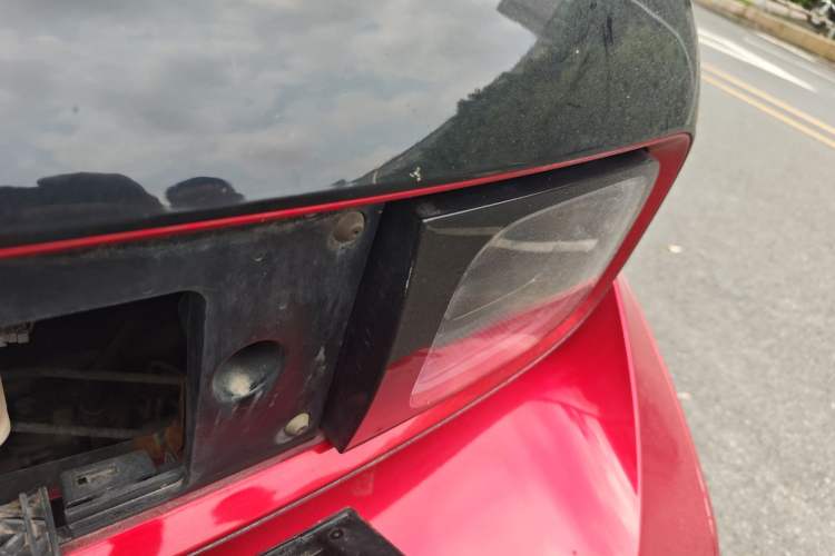 Used Baojun E300 2020 Starry Intelligence Edition Engine Bay Left