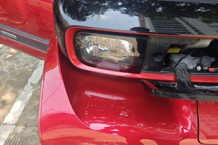 Used Baojun E300 2020 Star Travel Edition Engine Bay Right