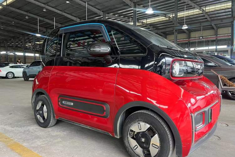 Used Baojun E300 2020 Star Travel Edition Exterior 1